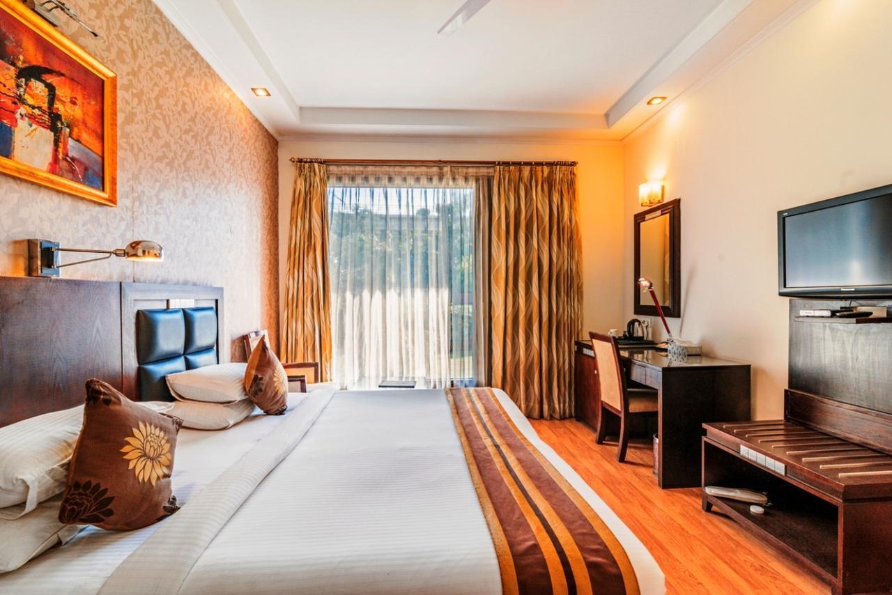 Royal Residence Mg Road Ґурґаон Екстер'єр фото