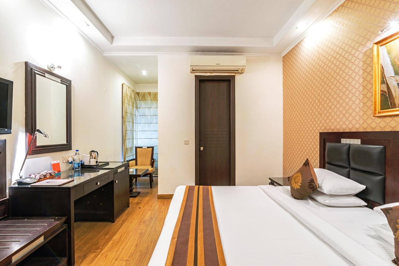 Royal Residence Mg Road Ґурґаон Екстер'єр фото